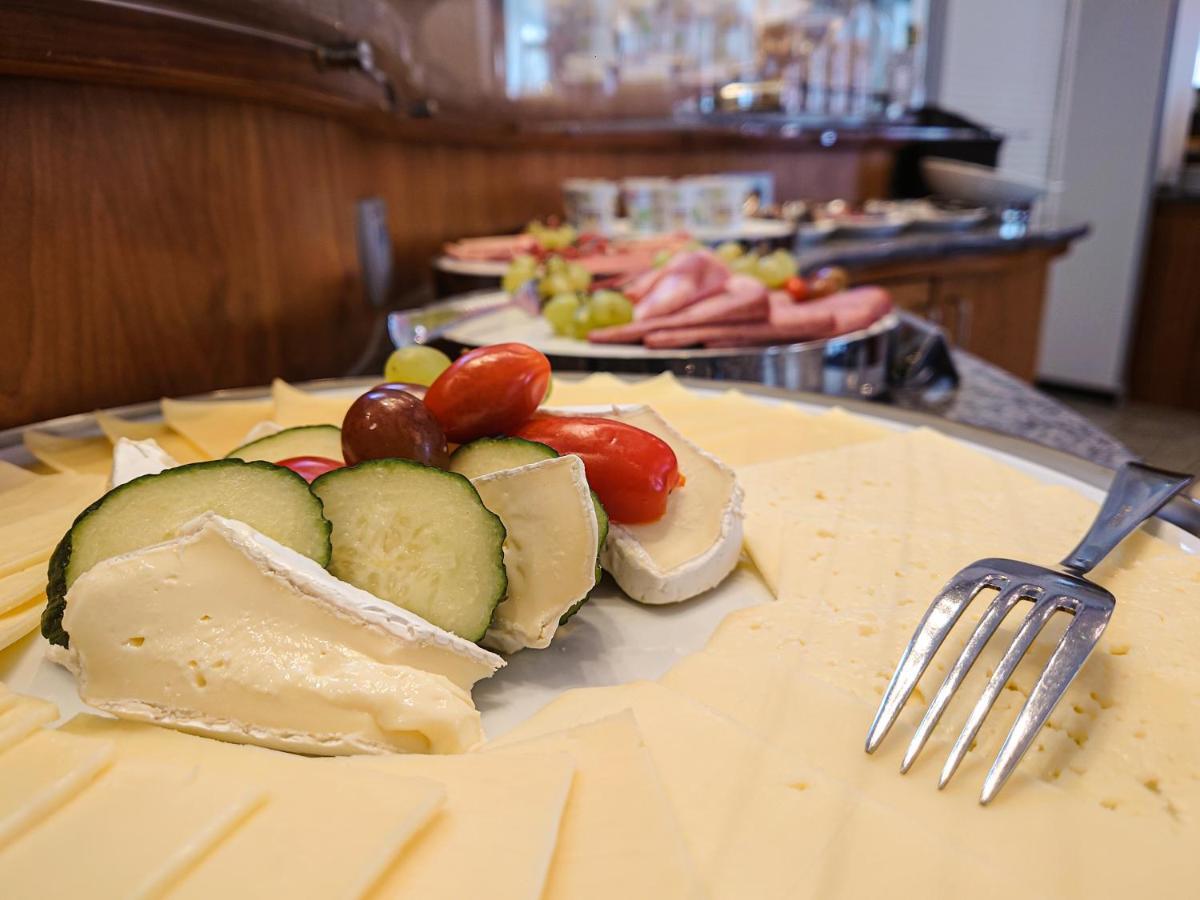 Apartment Hotel Kral - Business Hotel & Serviced Apartments Erlangen Extérieur photo