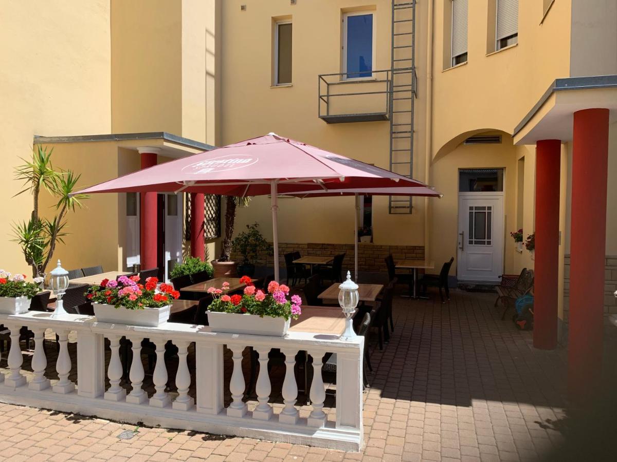 Apartment Hotel Kral - Business Hotel & Serviced Apartments Erlangen Extérieur photo