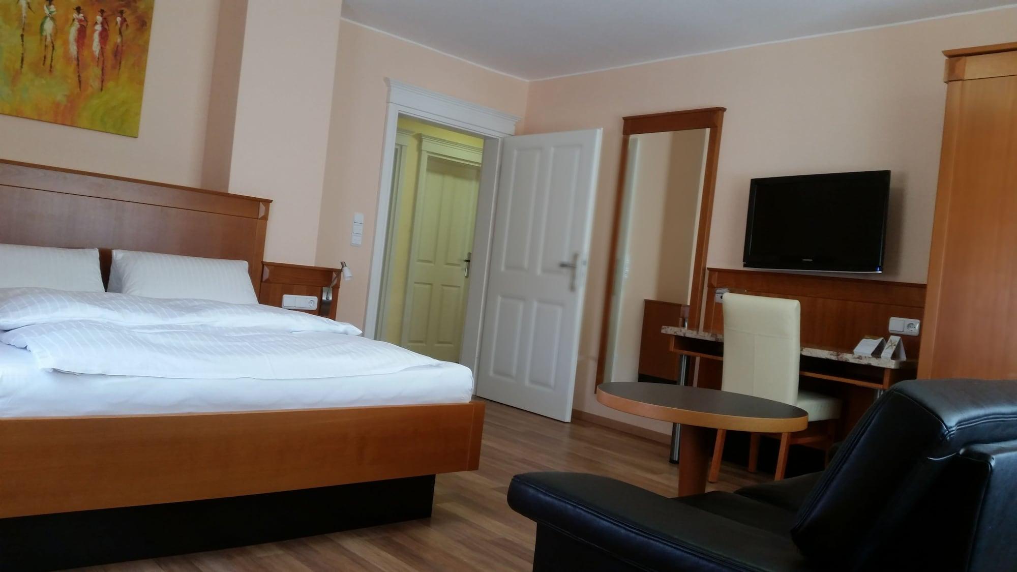 Apartment Hotel Kral - Business Hotel & Serviced Apartments Erlangen Extérieur photo