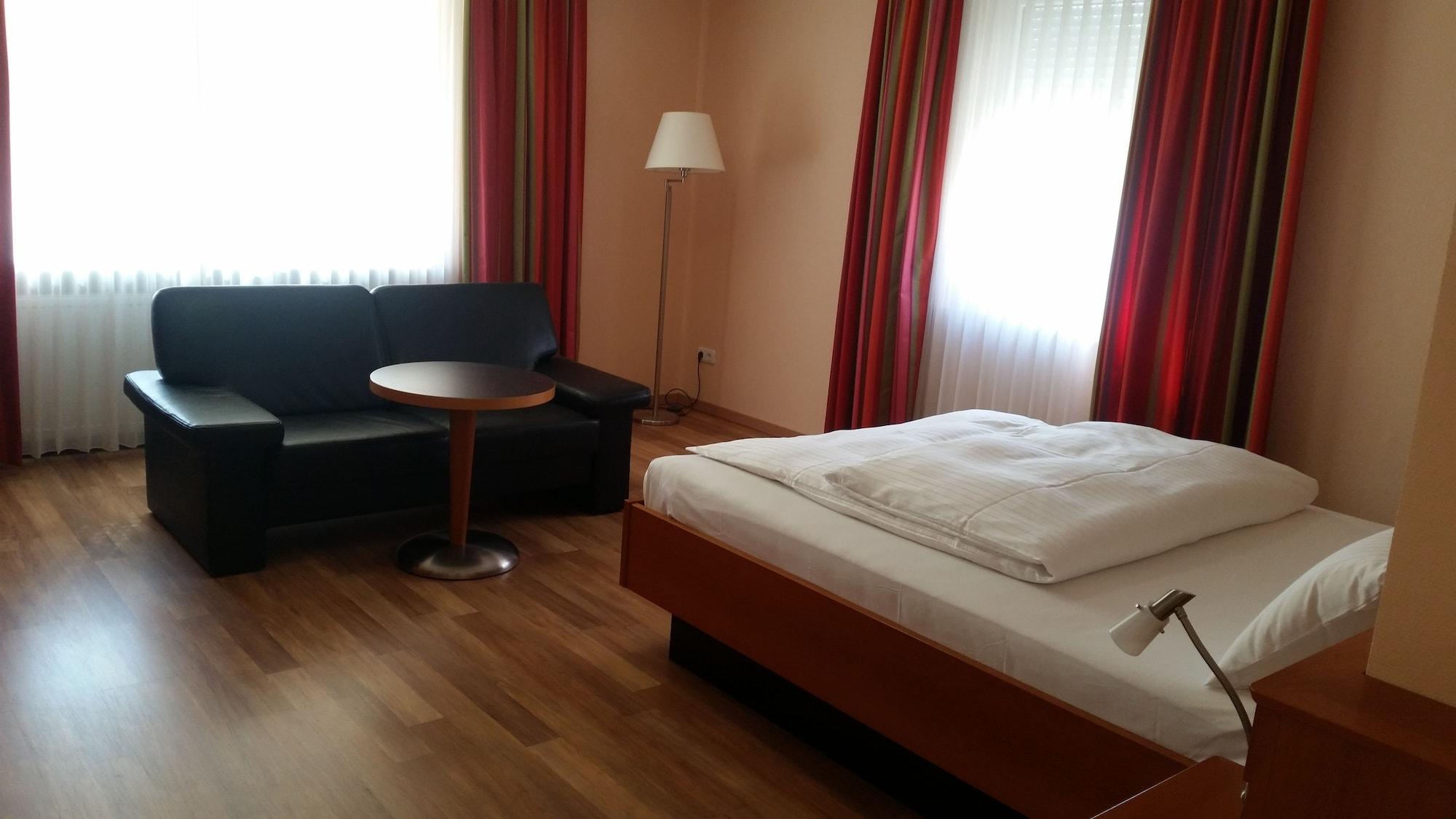 Apartment Hotel Kral - Business Hotel & Serviced Apartments Erlangen Extérieur photo