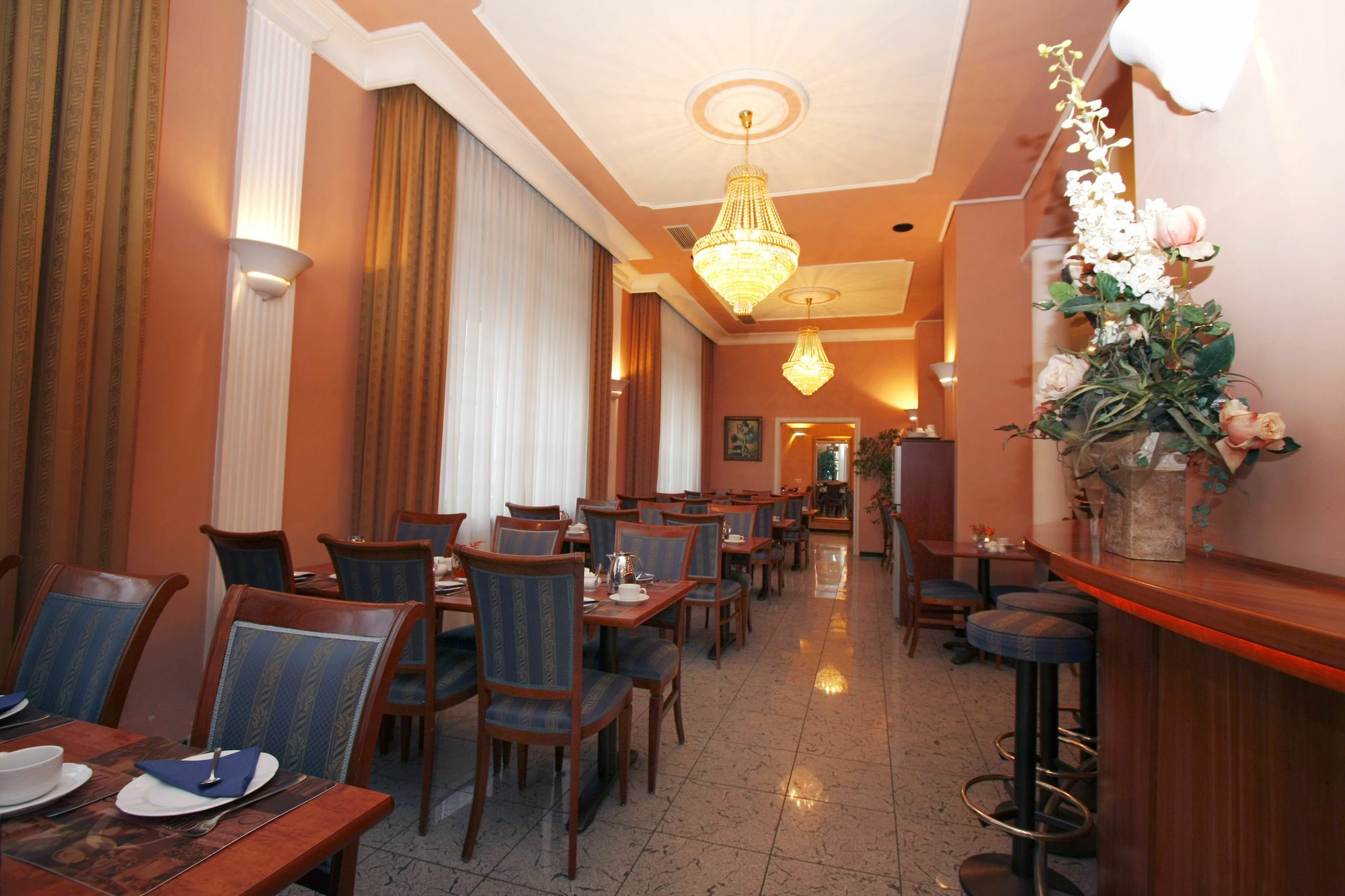 Apartment Hotel Kral - Business Hotel & Serviced Apartments Erlangen Extérieur photo
